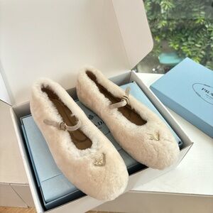 Prada Cream Fur Women's Loafers
